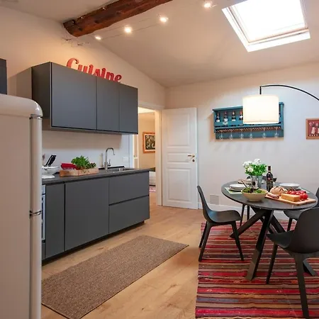 Leopoldo 2 - Elevator * Florencia