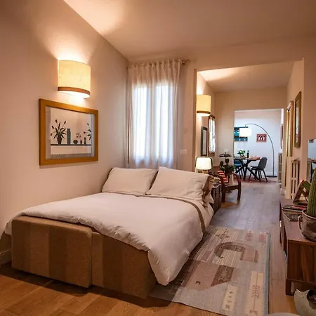 Leopoldo 2 - Elevator * Florence