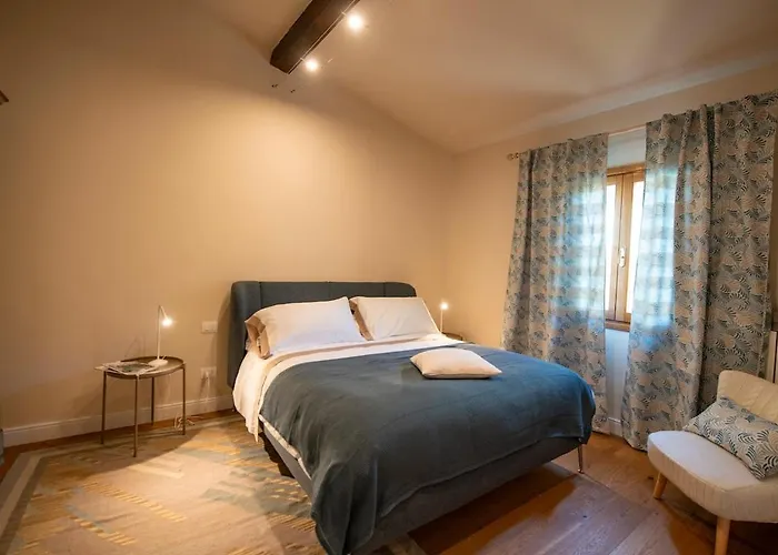 Leopoldo 2 - Elevator *